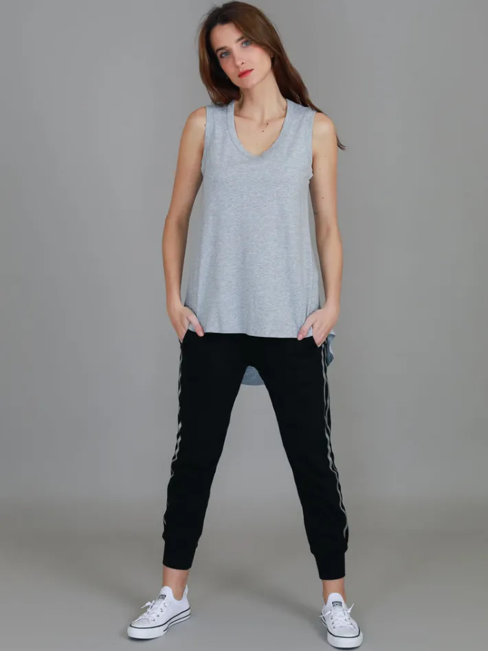 3rd Story Madison Hi Lo Hem Tank Top< Tanks
