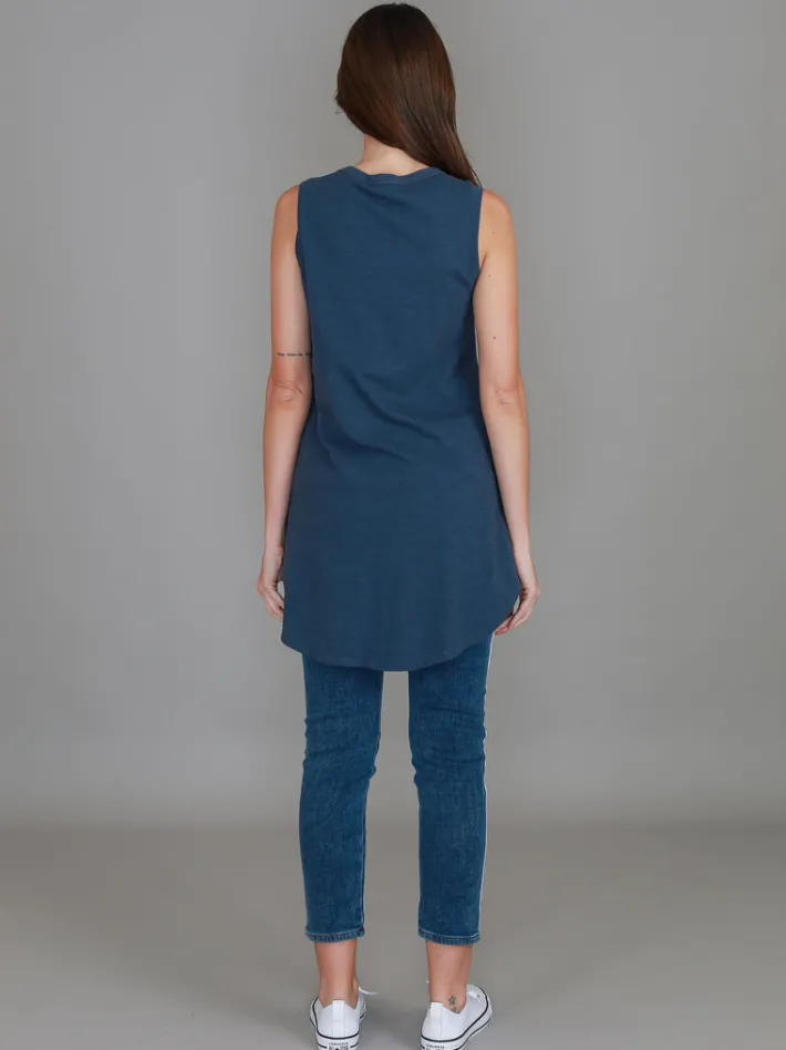 3rd Story Madison Hi Lo Hem Tank Top< Tanks