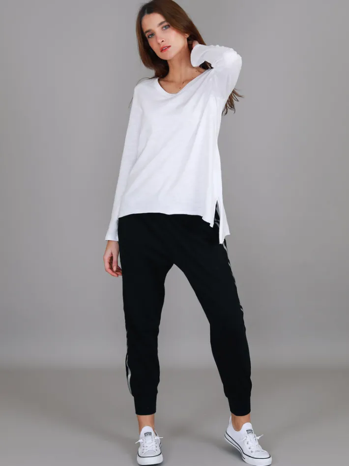 3rd Story Millicent Long Sleeve Essentials T Shirt< Long Sleeves