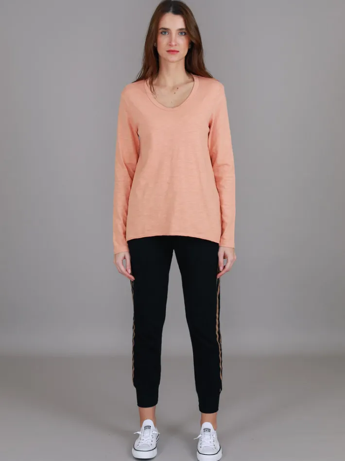 3rd Story Millicent Long Sleeve Essentials T Shirt< Long Sleeves