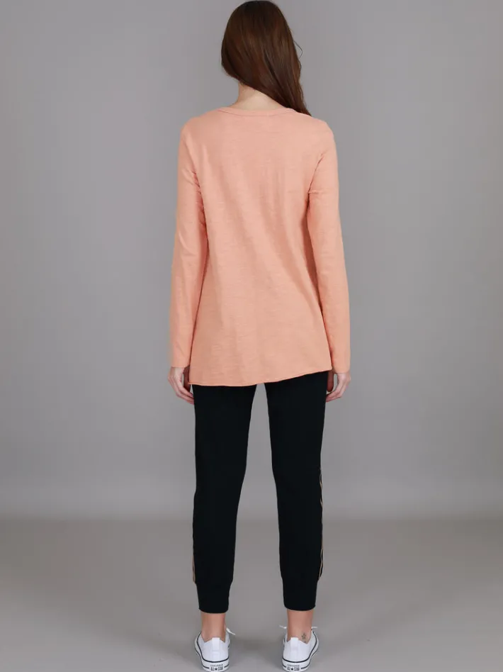 3rd Story Millicent Long Sleeve Essentials T Shirt< Long Sleeves