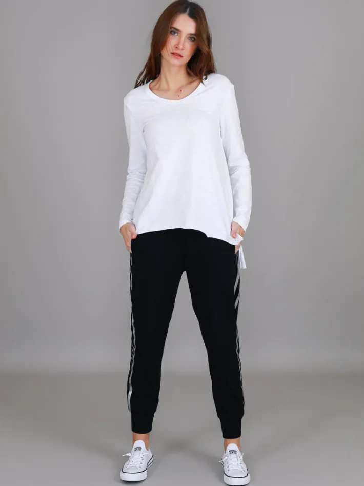 3rd Story Millicent Long Sleeve Essentials T Shirt< Long Sleeves