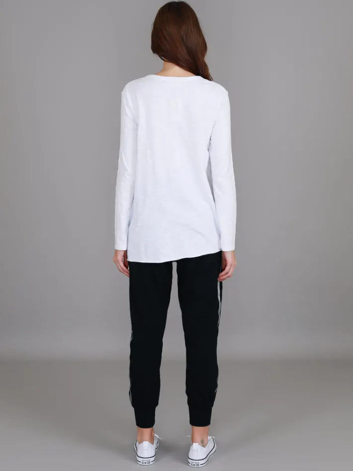 3rd Story Millicent Long Sleeve Essentials T Shirt< Long Sleeves