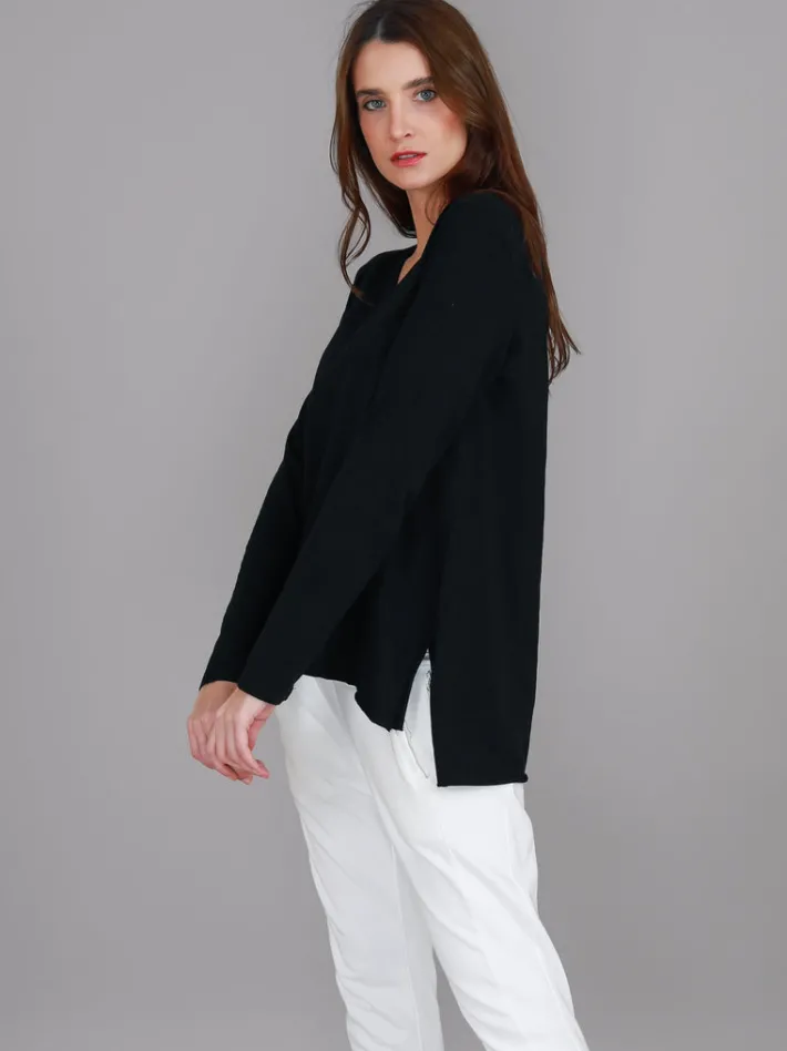 3rd Story Millicent Long Sleeve Essentials T Shirt< Long Sleeves