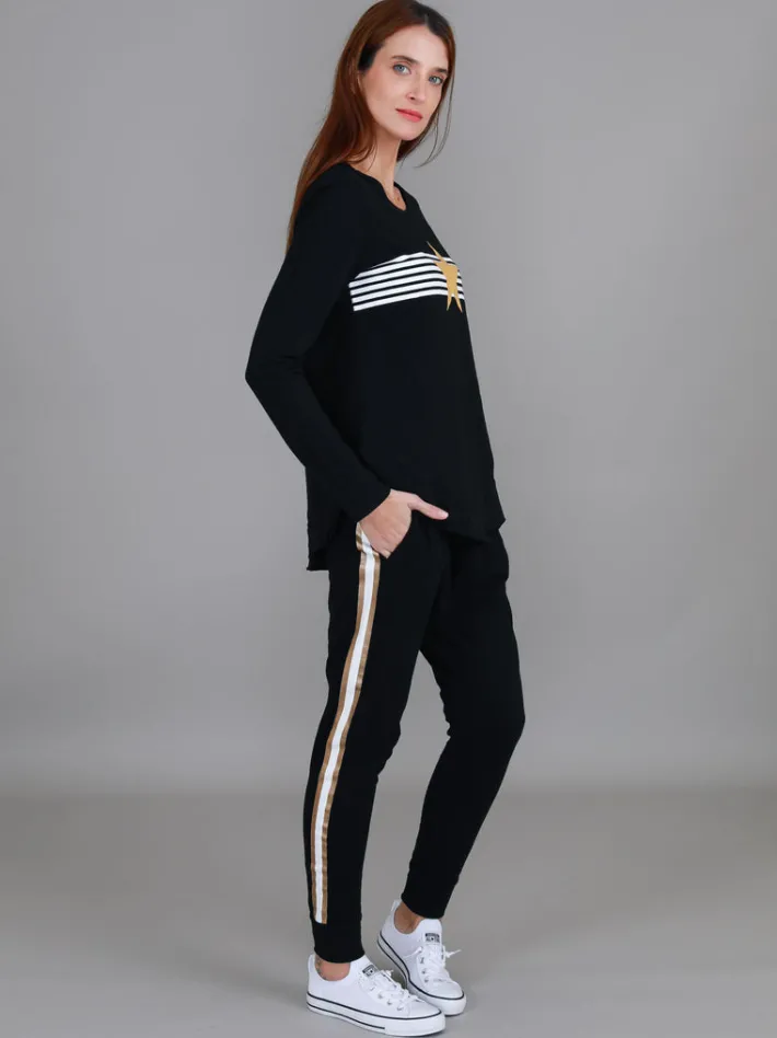 3rd Story Nora Print Curved Hem T Shirt< Long Sleeves