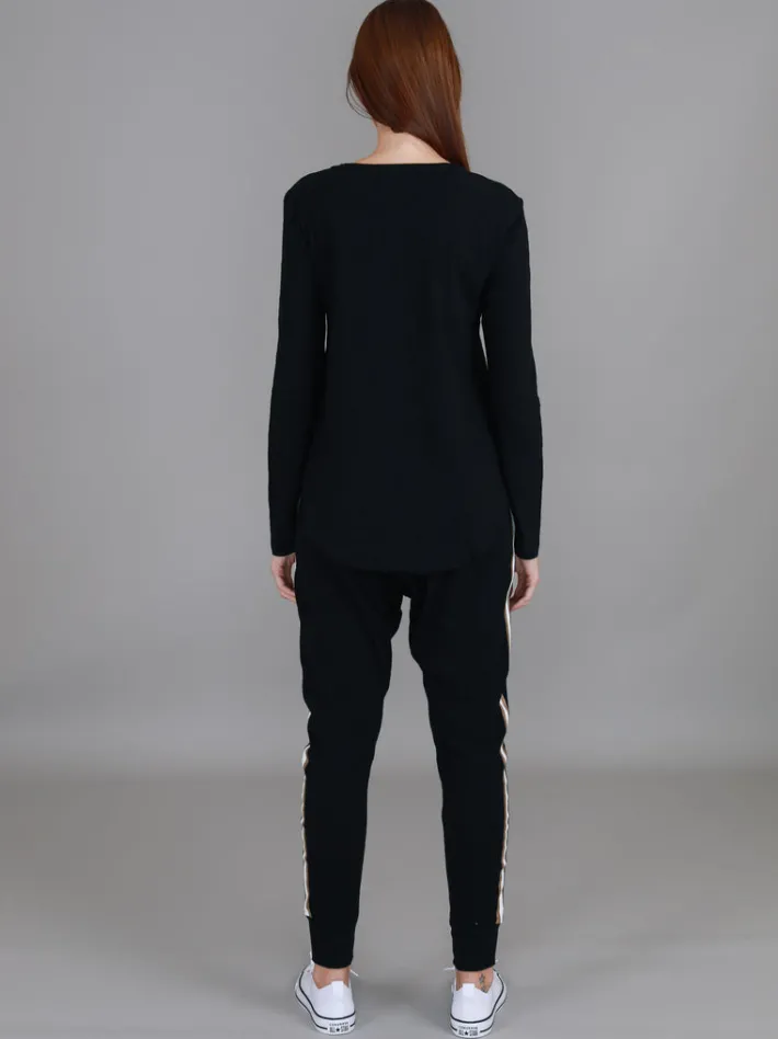 3rd Story Nora Print Curved Hem T Shirt< Long Sleeves