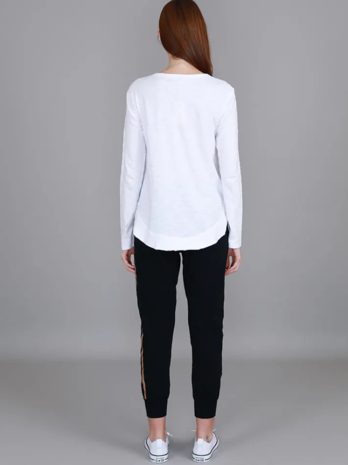 3rd Story Nora Print Curved Hem T Shirt< Long Sleeves