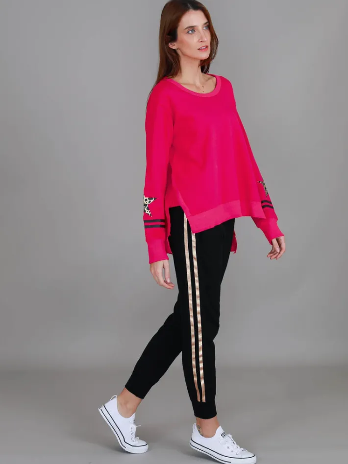 3rd Story Oxford Leopard Star Print on Sleeve Crewneck Sweatshirt< Sweatshirts|Sweatshirts