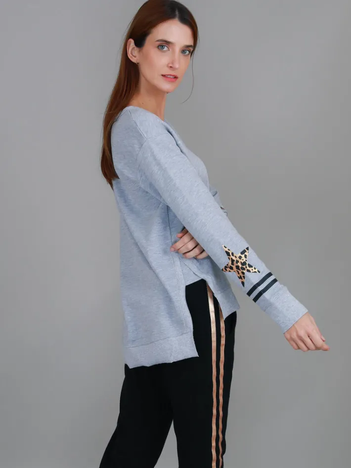 3rd Story Oxford Leopard Star Print on Sleeve Crewneck Sweatshirt< Sweatshirts|Sweatshirts