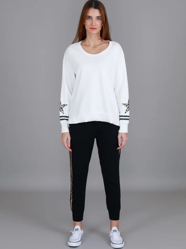 3rd Story Oxford Leopard Star Print on Sleeve Crewneck Sweatshirt< Sweatshirts|Sweatshirts