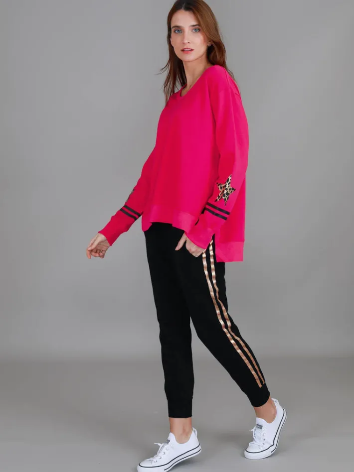 3rd Story Oxford Leopard Star Print on Sleeve Crewneck Sweatshirt< Sweatshirts|Sweatshirts