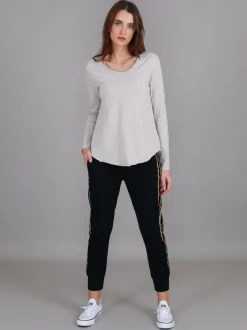 3rd Story Penola Long Sleeve Essentials T Shirt< Long Sleeves