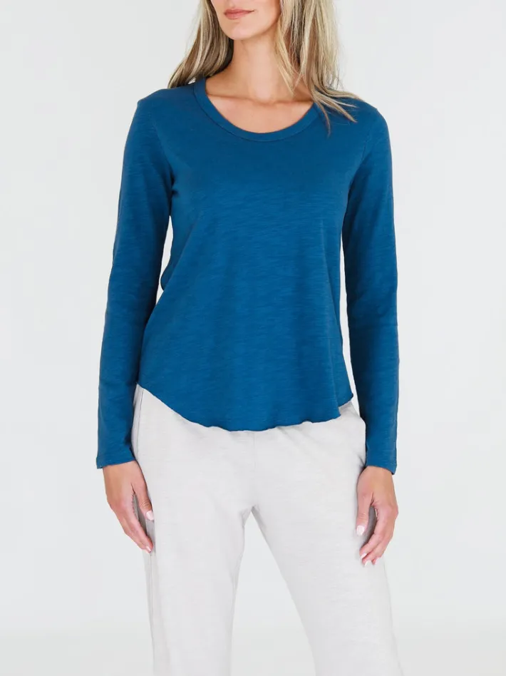 3rd Story Penola Long Sleeve Essentials T Shirt< Long Sleeves