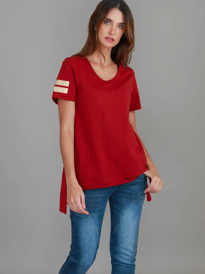 3rd Story Renn Twin Gold Stripe Print T Shirt< Short Sleeves