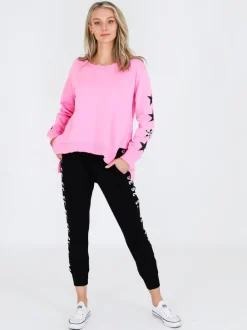 3rd Story Rhodes Leopard Star Print on Sleeve Sweatshirt< Sweatshirts|Sweatshirts