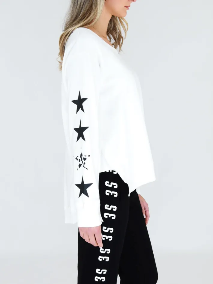 3rd Story Rhodes Leopard Star Print on Sleeve Sweatshirt< Sweatshirts|Sweatshirts