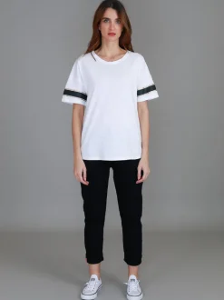 3rd Story Roselyn Band Short Sleeve T Shirt< Short Sleeves