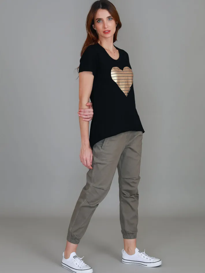 3rd Story Rue Gold Heart Short Sleeve T Shirt< Short Sleeves