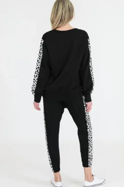 3rd Story Savannah Leopard Sweatshirt< Sweatshirts|Sweatshirts