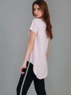 3rd Story Sorrento Curved Hem T Shirt< Short Sleeves