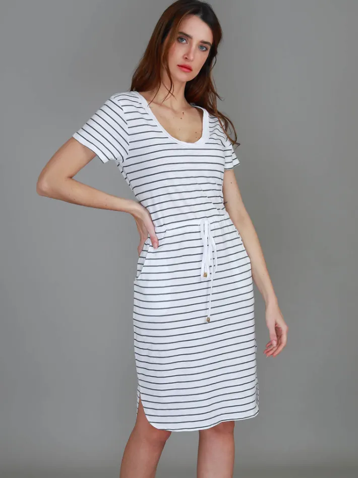 3rd Story Tess Drawstring Dress< Short Sleeve Dress