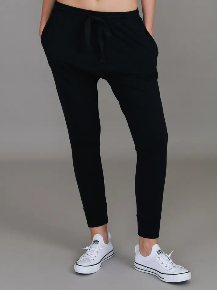 3rd Story Tessa Jogger Pants< Joggers