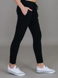 3rd Story Tessa Jogger Pants< Joggers