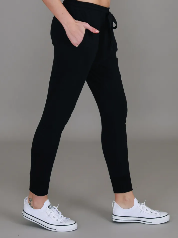 3rd Story Tessa Jogger Pants< Joggers