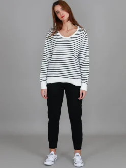 3rd Story Ulverstone Crewneck Sweatshirt< Sweatshirts|Sweatshirts