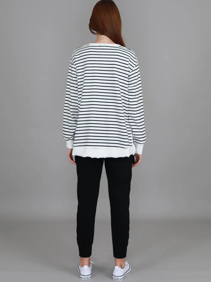 3rd Story Ulverstone Crewneck Sweatshirt< Sweatshirts|Sweatshirts