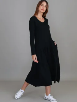 3rd Story Vera Black Tiered Long Sleeve Dress< Long Sleeve Dress