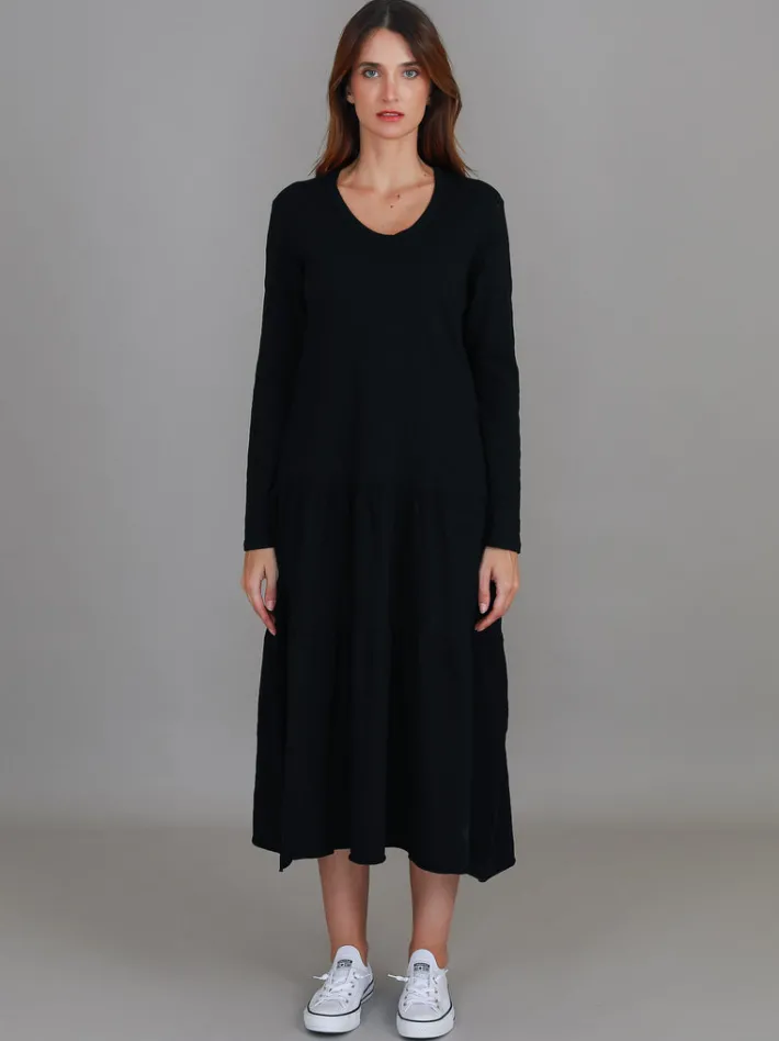 3rd Story Vera Black Tiered Long Sleeve Dress< Long Sleeve Dress