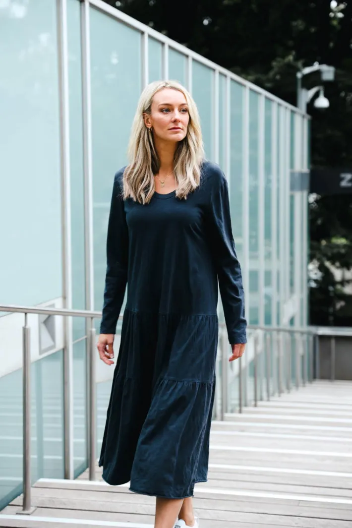 3rd Story Vera Black Tiered Long Sleeve Dress< Long Sleeve Dress