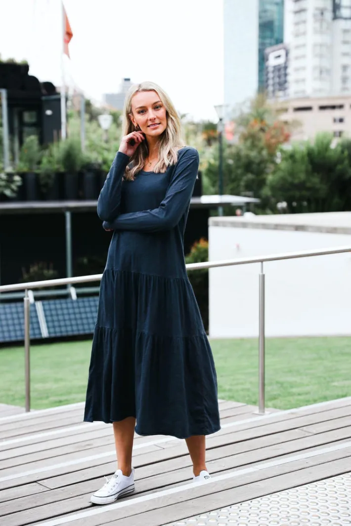 3rd Story Vera Black Tiered Long Sleeve Dress< Long Sleeve Dress