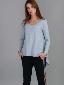 3rd Story Willow Asymmetrical Hem T Shirt< Long Sleeves