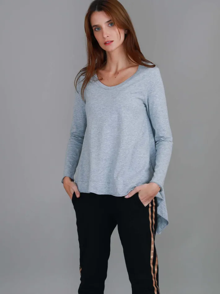 3rd Story Willow Asymmetrical Hem T Shirt< Long Sleeves