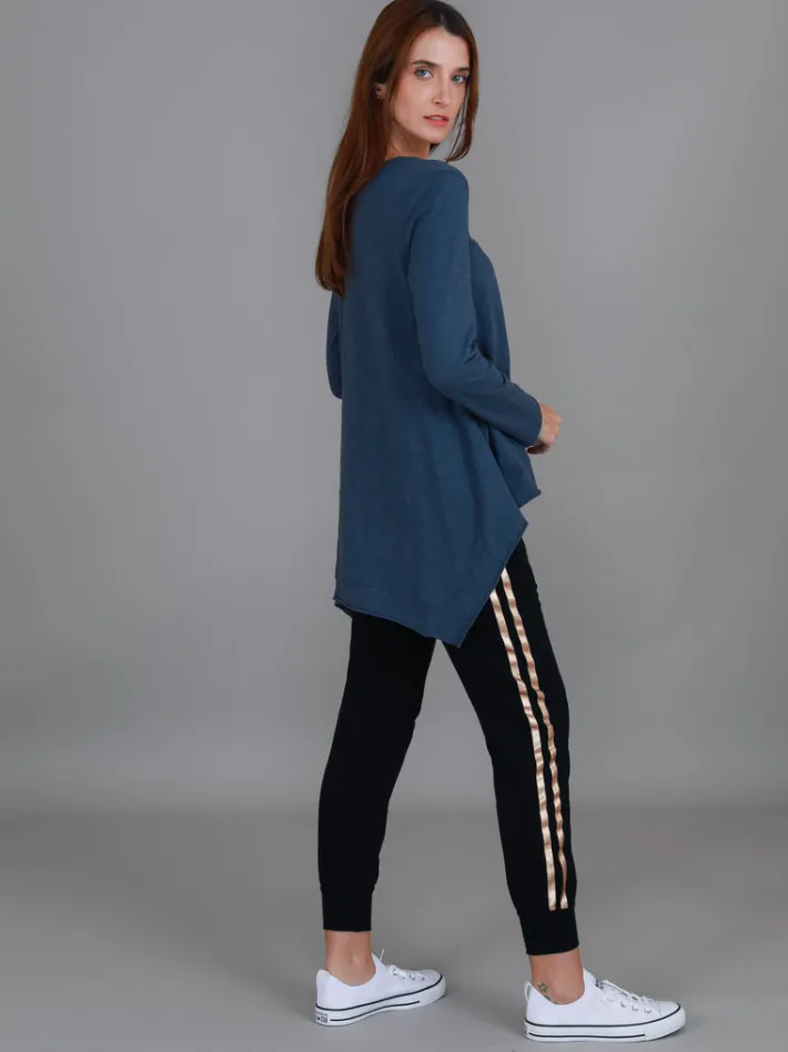 3rd Story Willow Asymmetrical Hem T Shirt< Long Sleeves