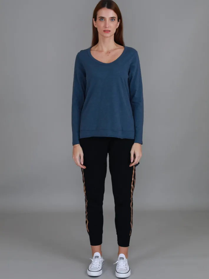 3rd Story Willow Asymmetrical Hem T Shirt< Long Sleeves