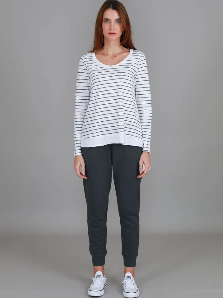 3rd Story Willow Asymmetrical Hem T Shirt< Long Sleeves